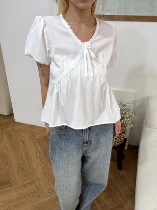 Koru Innocent Lace Balloon Blouse