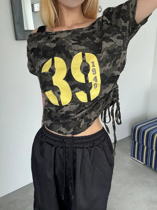 Y2K off-shoulder camouflage t-shirt