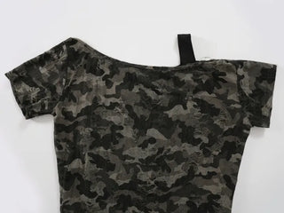 Y2K off-shoulder camouflage t-shirt