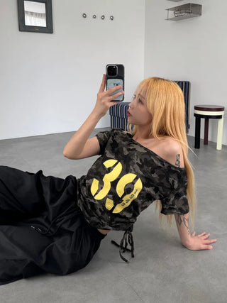 Y2K off-shoulder camouflage t-shirt