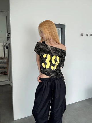 Y2K off-shoulder camouflage t-shirt