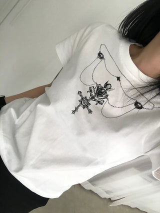 Vintage Necklace Round Neck Short Sleeve T-shirt