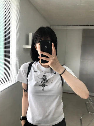 Vintage Necklace Round Neck Short Sleeve T-shirt