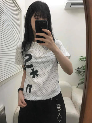 Effortless Chic Dot Kitsch Lettering T-shirt