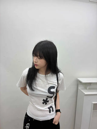 Effortless Chic Dot Kitsch Lettering T-shirt