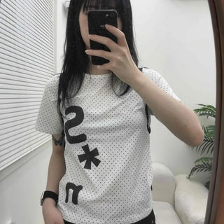 Effortless Chic Dot Kitsch Lettering T-shirt