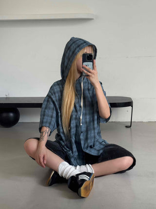 Check oversized short-sleeve hoodie