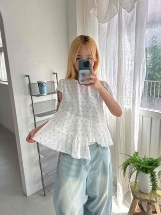 Heart diagonal asymmetrical frill blouse