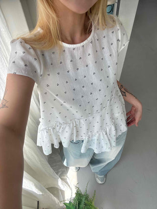 Heart diagonal asymmetrical frill blouse