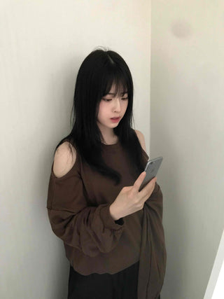 Romantic Shoulder Cutout Crop Sweatshirt