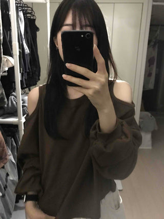 Romantic Shoulder Cutout Crop Sweatshirt