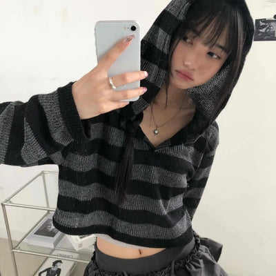 Simple Striped V-Neck Crop Hoodie