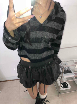 Simple Striped V-Neck Crop Hoodie