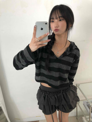 Simple Striped V-Neck Crop Hoodie