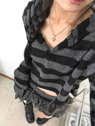 Simple Striped V-Neck Crop Hoodie