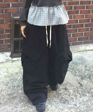 Diagonal Balloon Fit Wide Cargo Long Pants