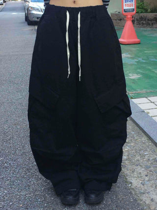 Diagonal Balloon Fit Wide Cargo Long Pants