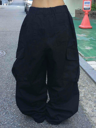 Diagonal Balloon Fit Wide Cargo Long Pants