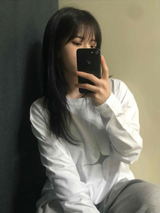 Simple Oversized Crossbody Long Sleeve T-shirt