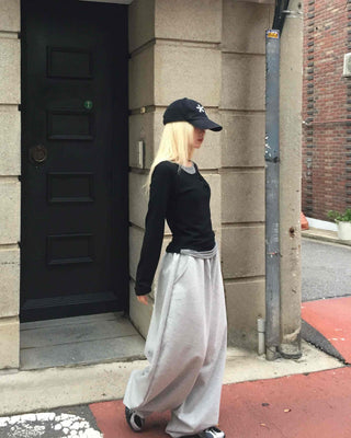 Daily Loose Fit U-Neck Long Sleeve T-Shirt