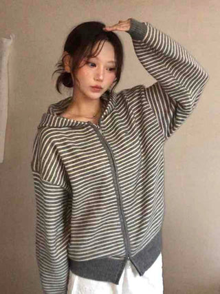 Effortless Chic Striped Zip-Up Knit Hoodie