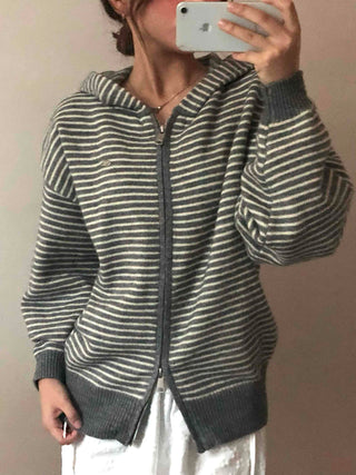 Effortless Chic Striped Zip-Up Knit Hoodie