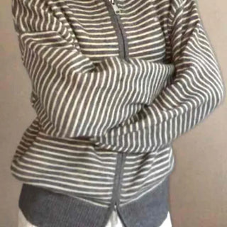 Effortless Chic Striped Zip-Up Knit Hoodie
