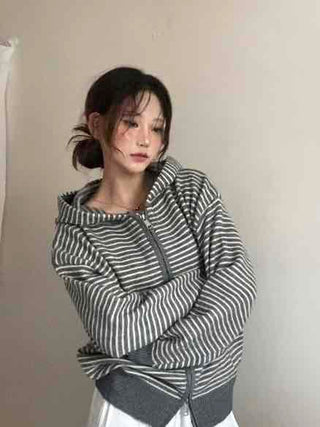 Effortless Chic Striped Zip-Up Knit Hoodie