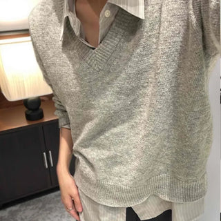 Natural Plain V-Neck Knit