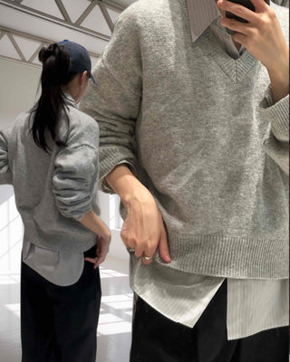 Natural Plain V-Neck Knit