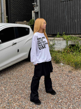Antique Sleeve Lettering Long Sleeve T-shirt