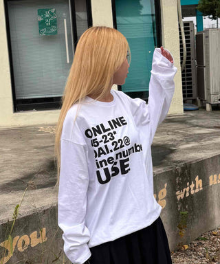 Antique Sleeve Lettering Long Sleeve T-shirt