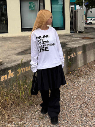Antique Sleeve Lettering Long Sleeve T-shirt