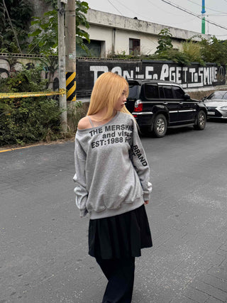 Comfort Asymmetrical Lettering Off-Shoulder Sweatshirt
