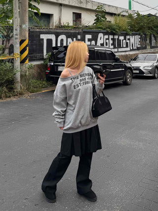 Comfort Asymmetrical Lettering Off-Shoulder Sweatshirt