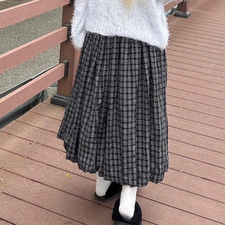 Unique vintage check long skirt