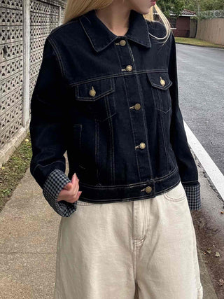 Two-pocket check-sleeve shirt collar denim jacket