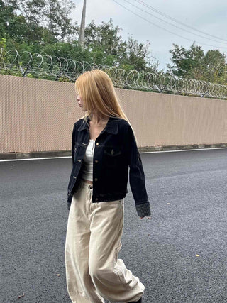 Two-pocket check-sleeve shirt collar denim jacket