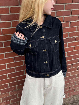 Two-pocket check-sleeve shirt collar denim jacket