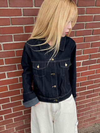 Two-pocket check-sleeve shirt collar denim jacket
