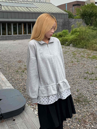 Daily Dot Frill Half-Zip Sweatshirt