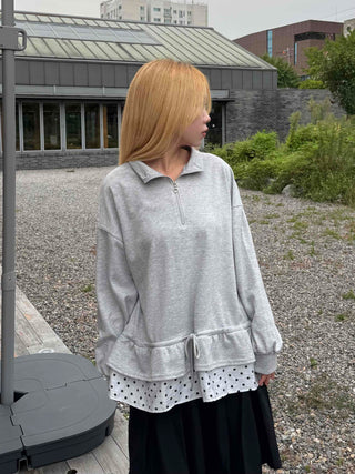 Daily Dot Frill Half-Zip Sweatshirt