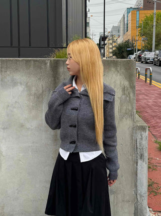 Minimal Off-Shoulder Plain Knit Cardigan