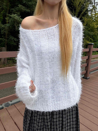 Basic Feather Off-Shoulder Knit