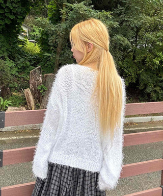 Basic Feather Off-Shoulder Knit