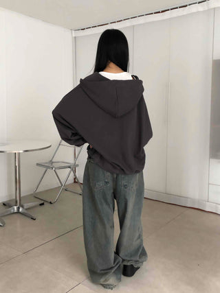 Minimal Studded Basic Zip-up Hoodie