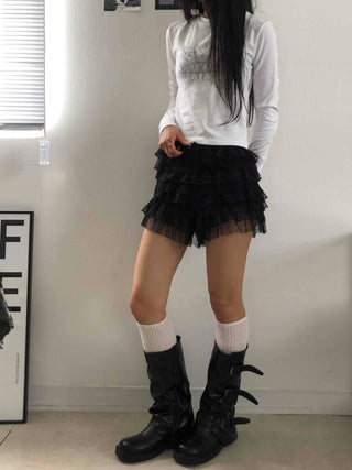Lace frill tiered cake shorts