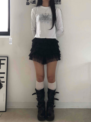 Lace frill tiered cake shorts
