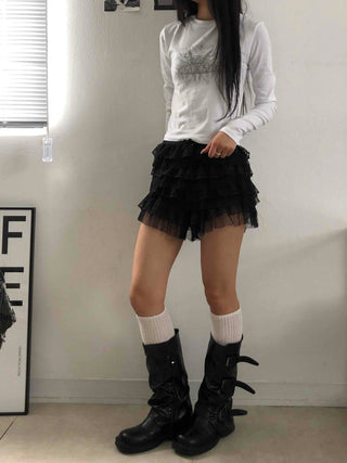 Lace frill tiered cake shorts