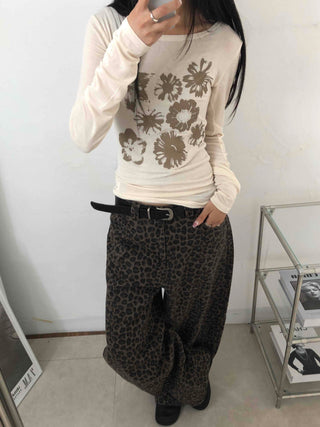 Loose Flower Round Neck Long Sleeve T-shirt